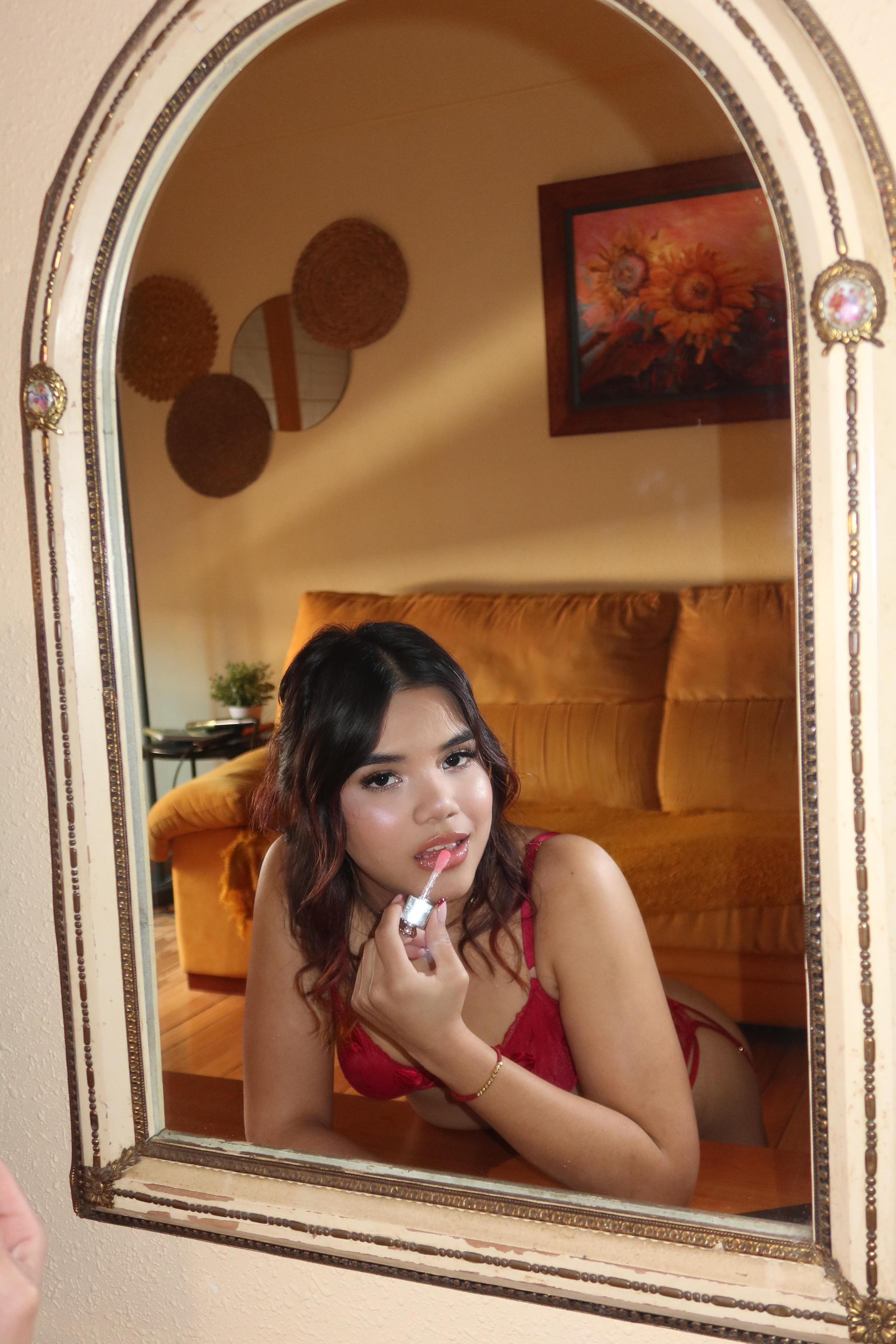 632187674 | KIMBERLY | Chica