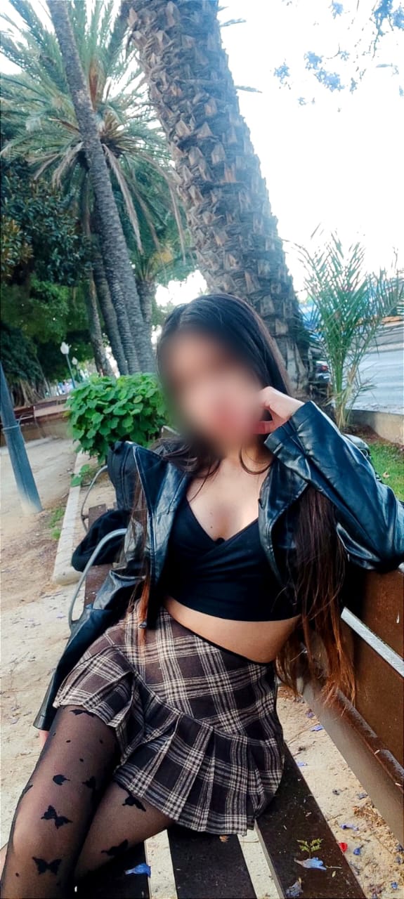 642461121 | ADELI | Chica
