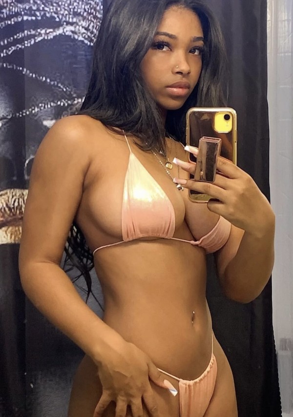 624656894 | KARLA | Chica