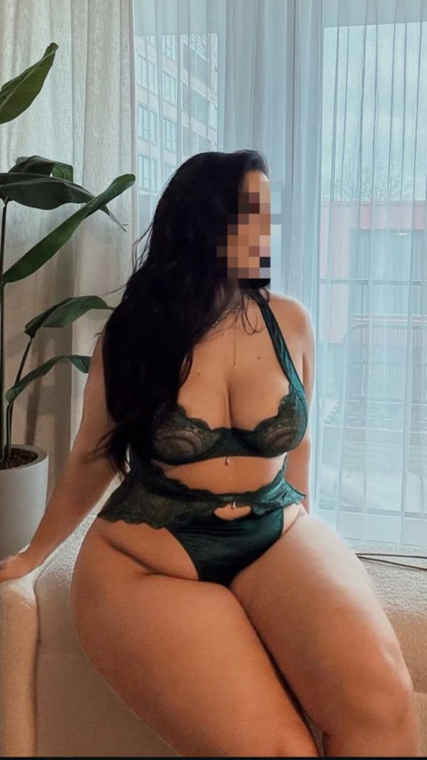 634177990 | NATALIA | Chica