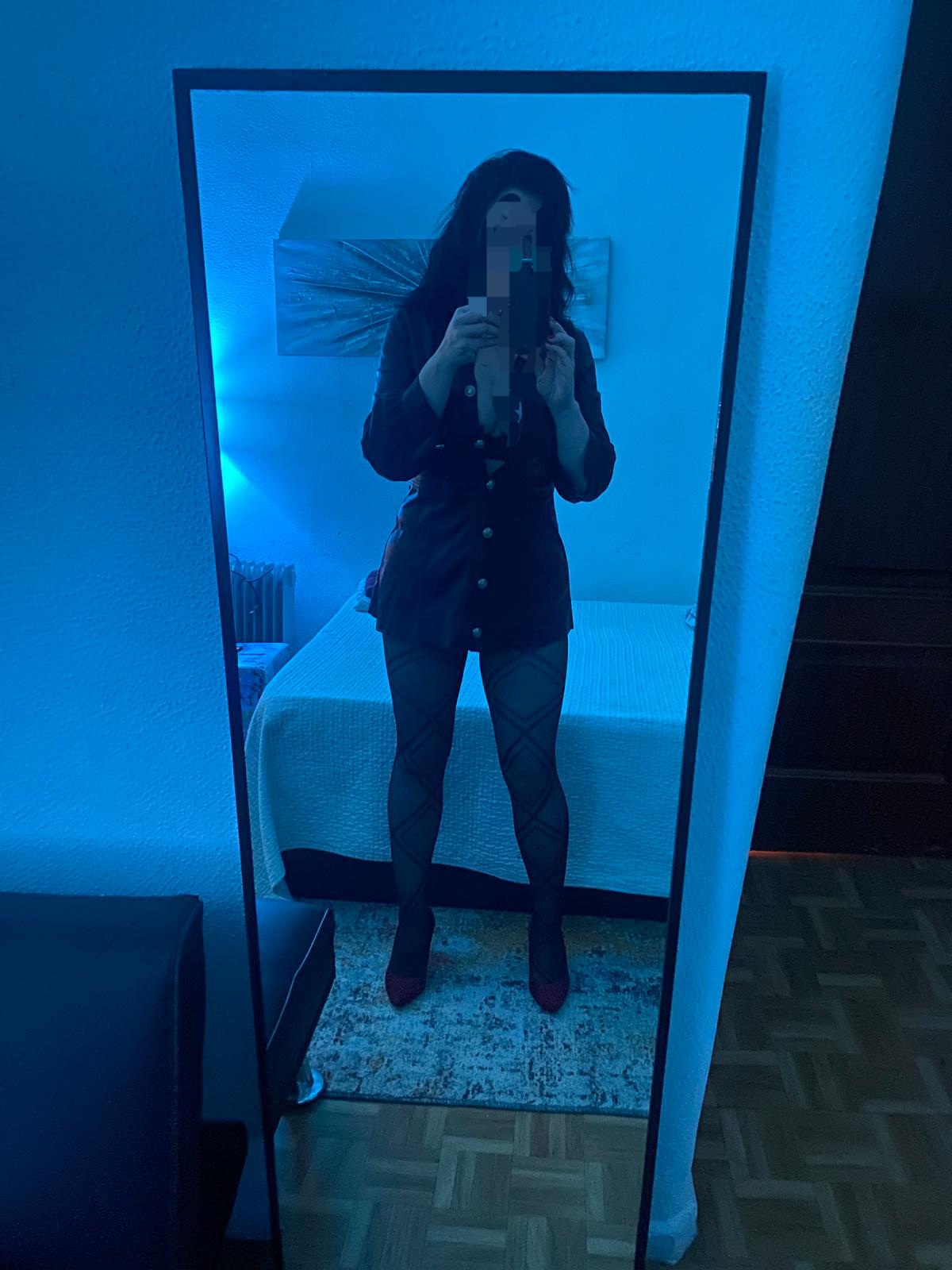 611288078 | CLAUDIA | Chica