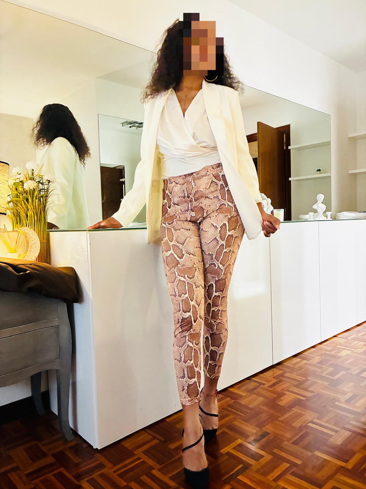 613748845 | ALBA | Chica