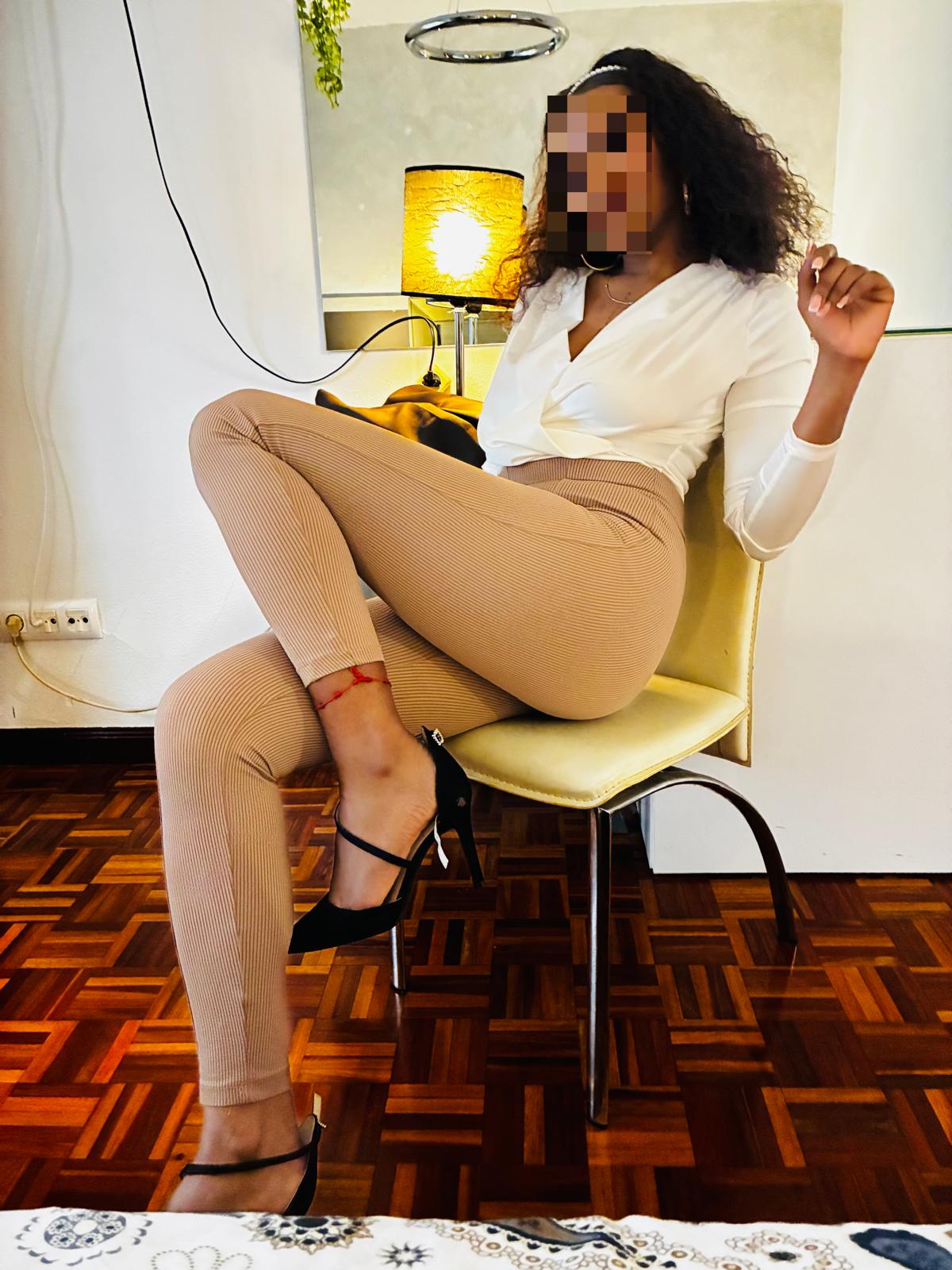 613748845 | ALBA | Chica