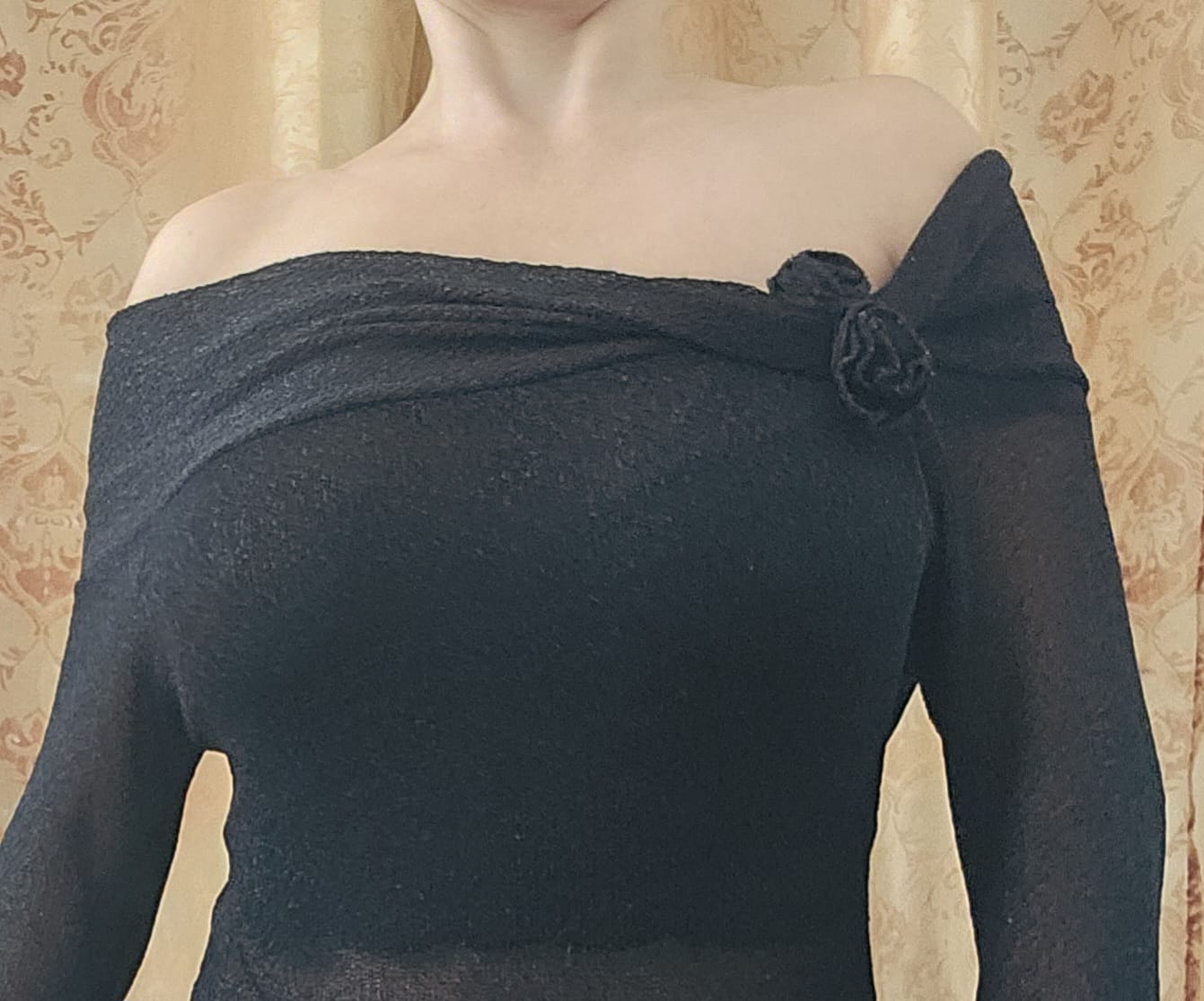 641507386 | MARI | Chica