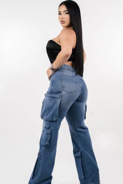 637598757 | BÁRBARA | Escort