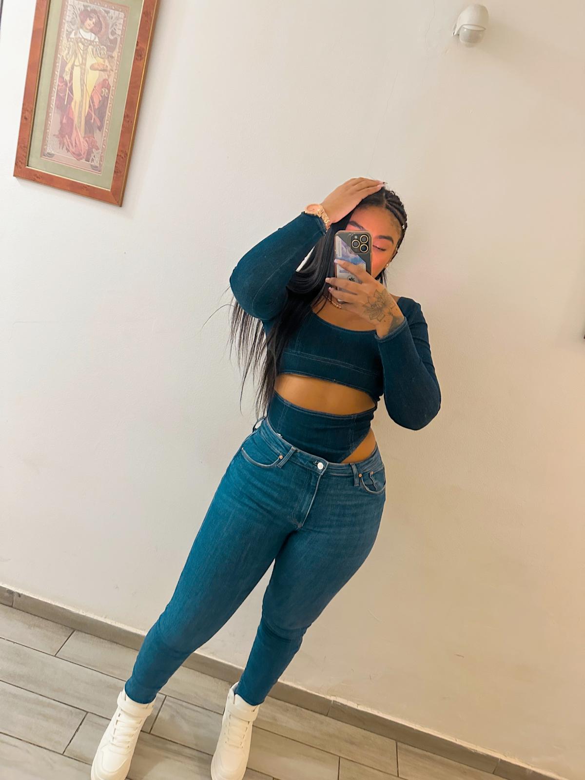 614124086 | SARA | Chica