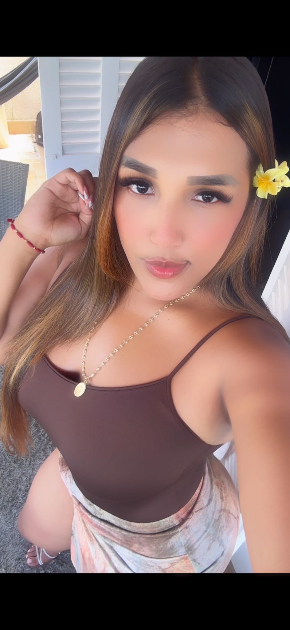 604340932 | ALISSON | Chica