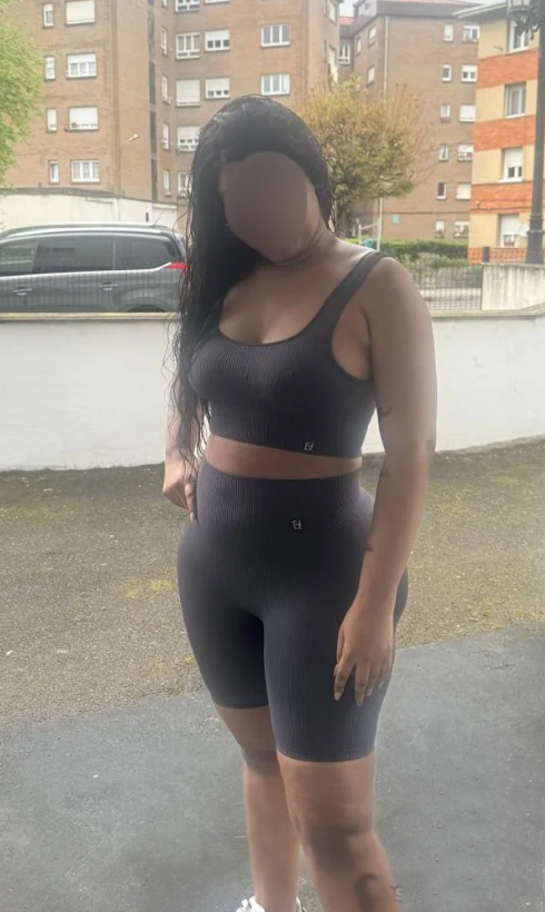 614106772 | SOFI | Chica