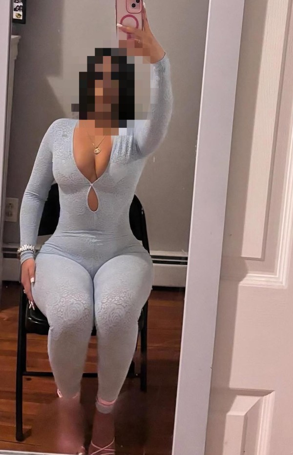 677240475 | SANDRELY | Chica