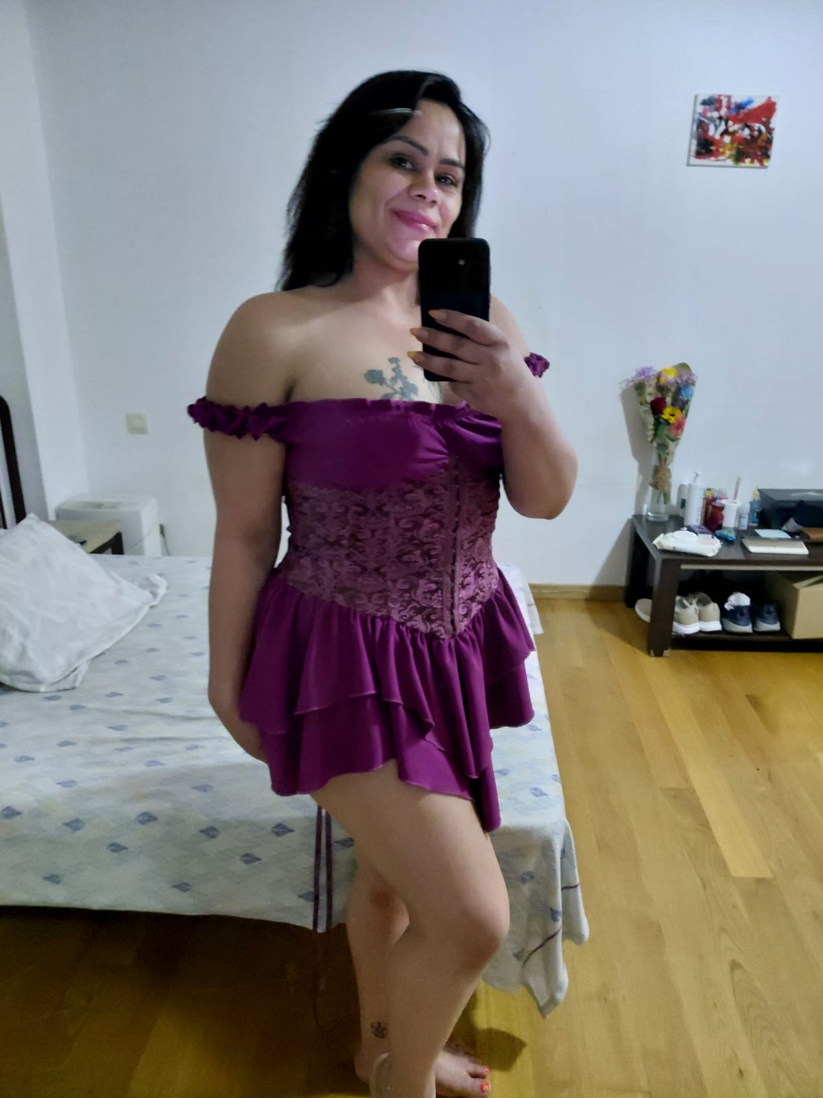 641637247 | NATHALY | Chica