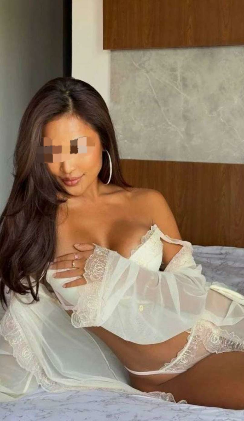 632257132 | AINOHA | Chica